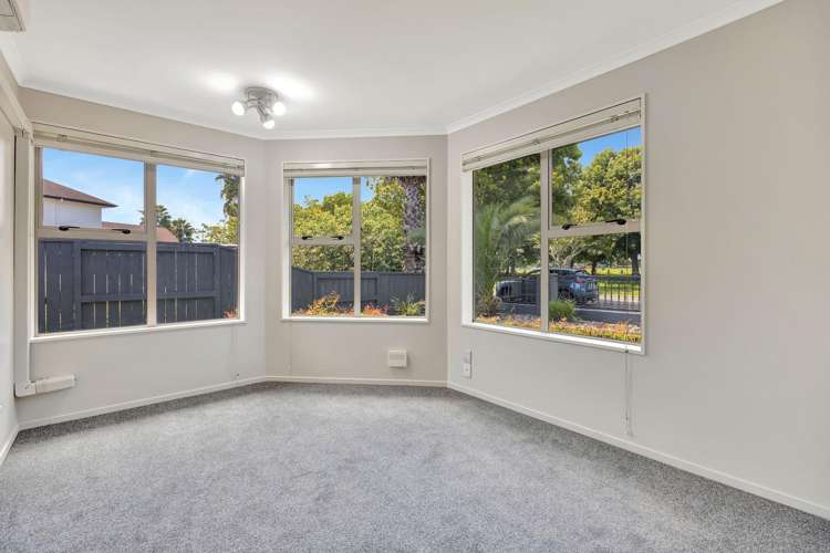 31 Caversham Drive Rototuna_9