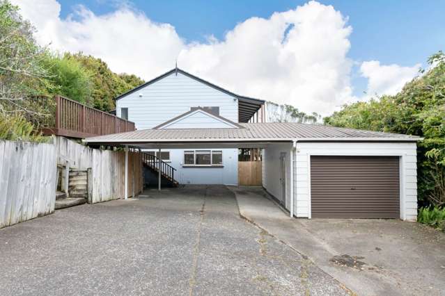 Private Freehold Retreat With Ample Parking