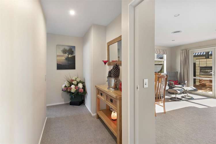24 Banbury Terrace Lower Shotover_16