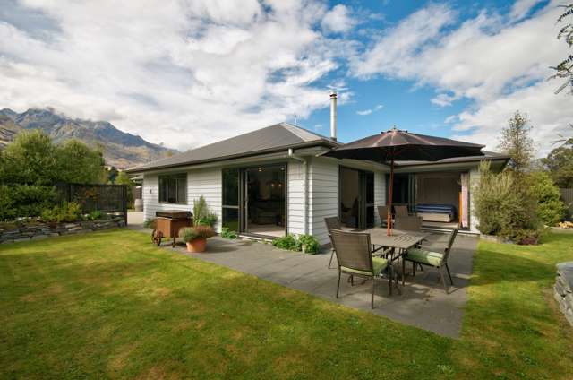 8 Lochburn Avenue Glenorchy_1