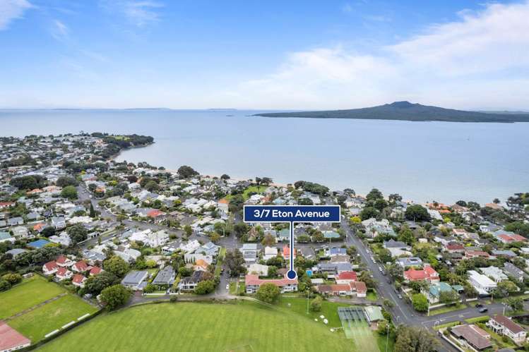 3/7 Eton Avenue Devonport_16