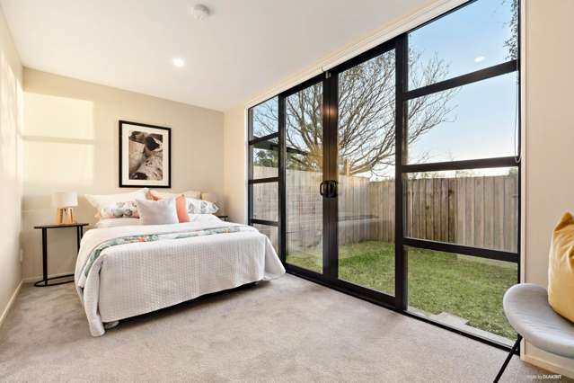 2/69 Lake Road Devonport_4