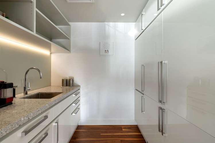 3B/1 Clyde Quay Wharf Te Aro_16