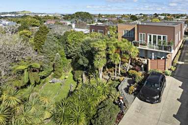 5D Puka Street_1