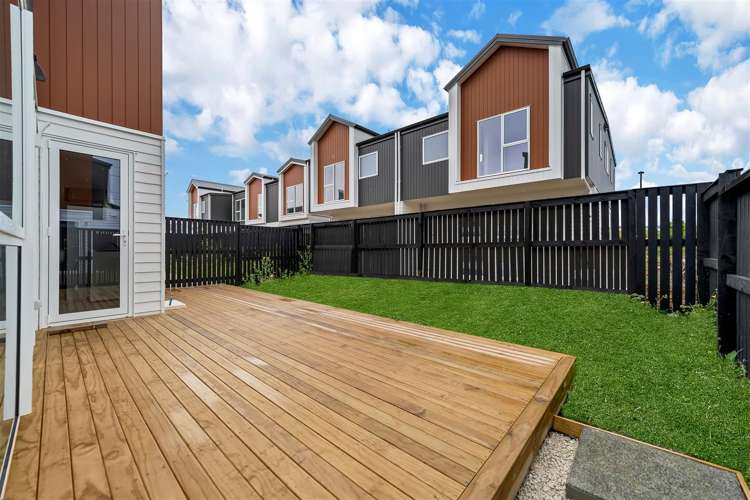 6 Longview Oak Lane Papakura_10