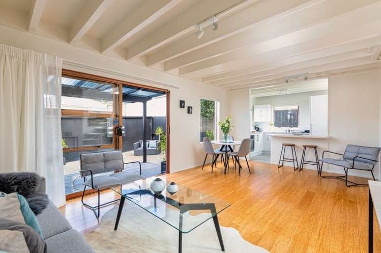 3/5 Wesley Avenue Mount Albert_4