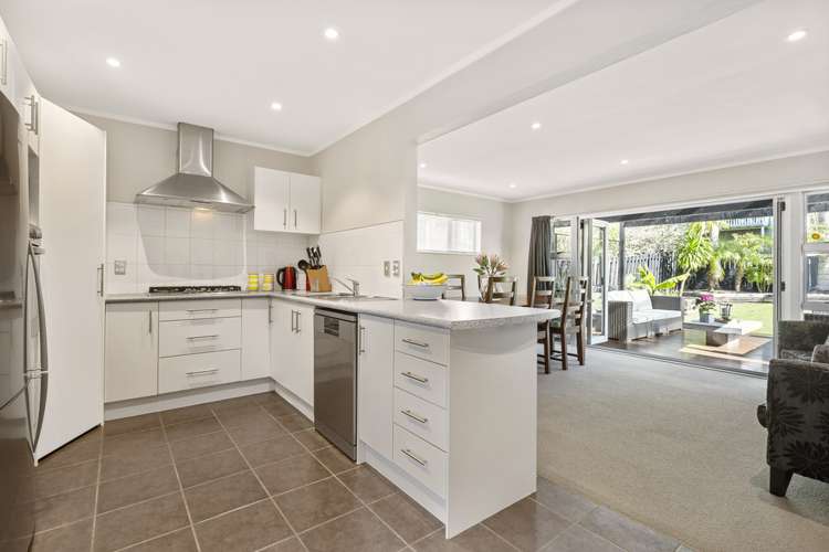 4 Waterlea Avenue Mangere Bridge_6