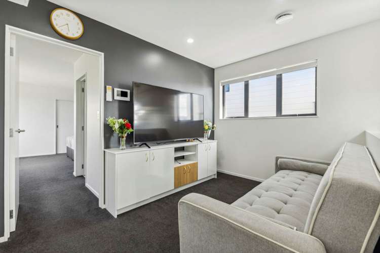 22 Karoro Road Flat Bush_11