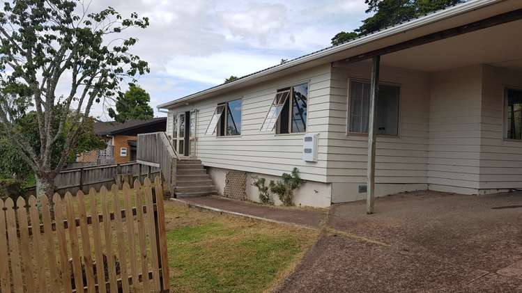 66e Woodglen Road Glen Eden_0