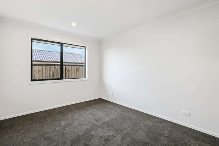 15 Vitalia Crescent Lincoln_11