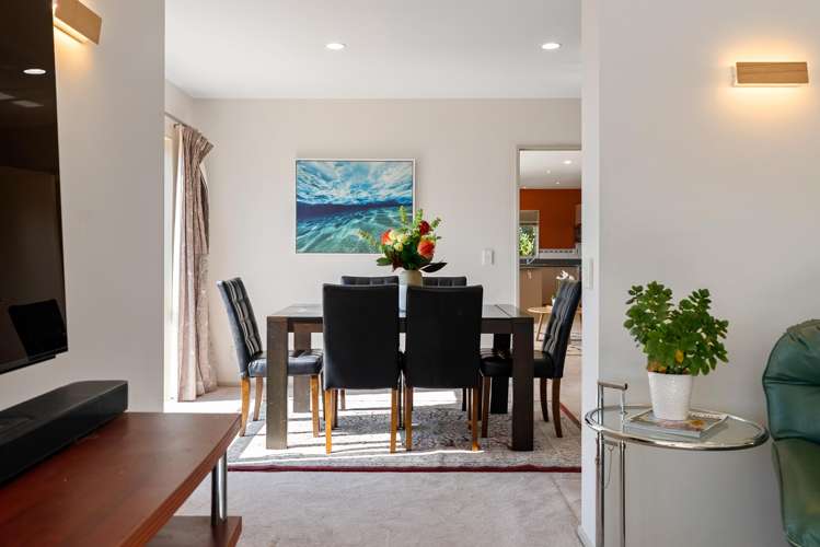 68 Downing Street Crofton Downs_7