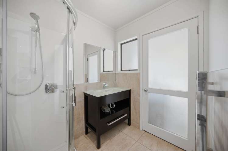 23 Palliser Lane Browns Bay_10