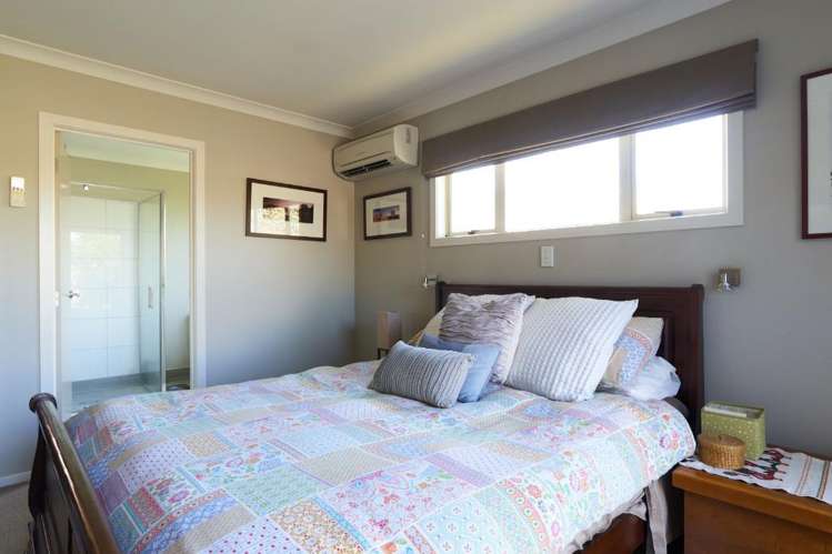 11b Merlot Drive Greenmeadows_12