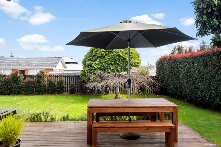 82 Lynwood Road New Lynn_12