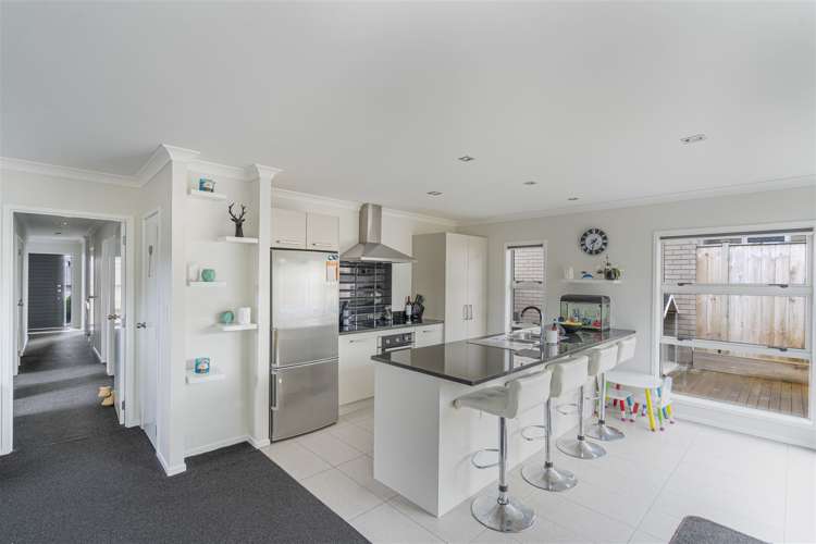 87 Maylee Crescent Gulf Harbour_3