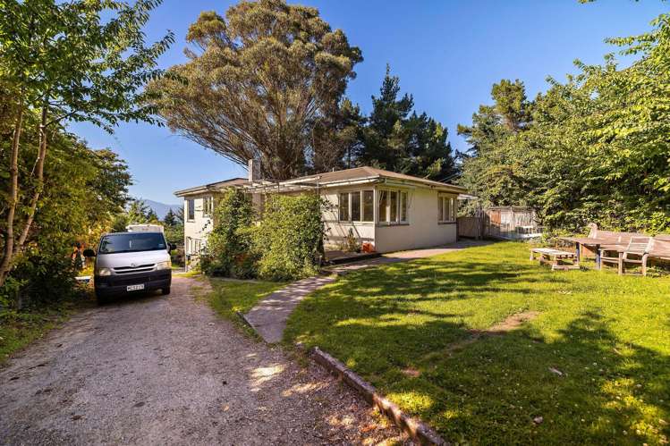 78, 80, 82 Thompson Street Queenstown_9