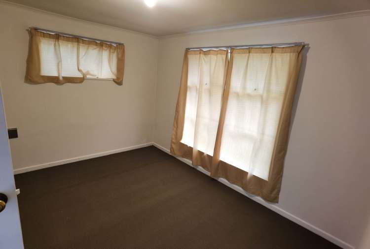 15 Lynwood Road New Lynn_5