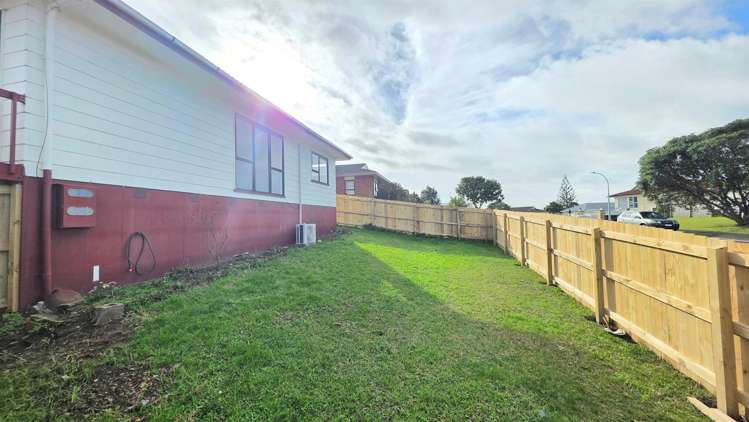 9 Halleys Place Mount Roskill_10