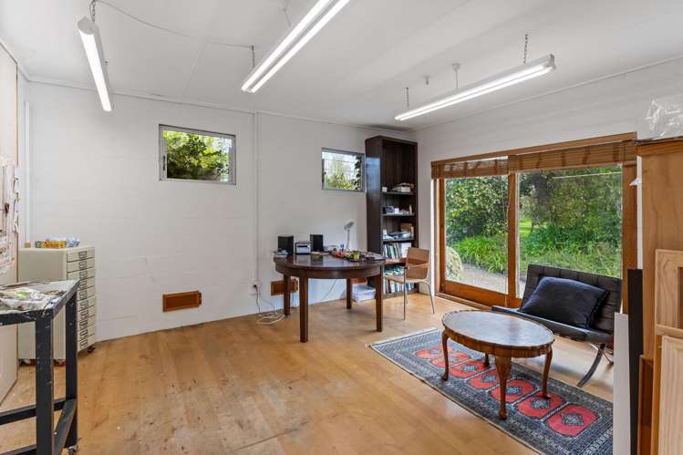 2 Valley Road Waitoki_24