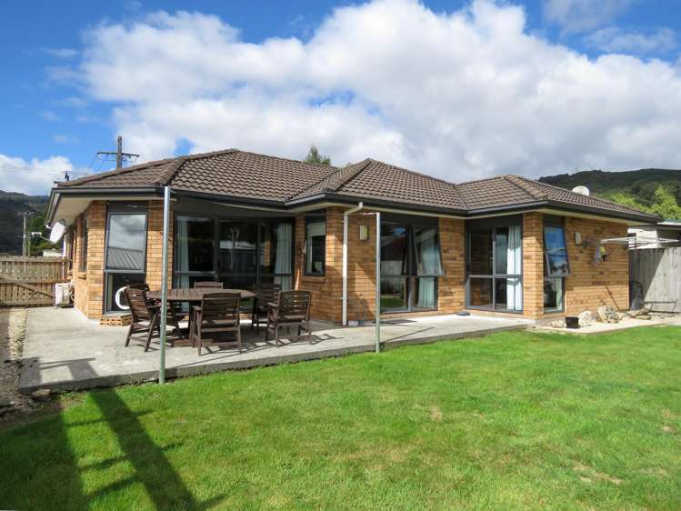 72 Crampton Road Reefton_13