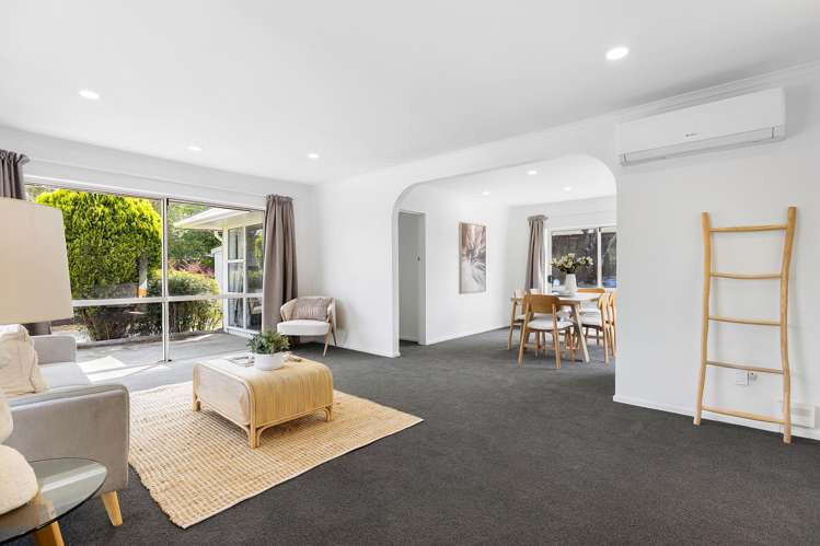 94 Greenhaven Drive Burwood_3