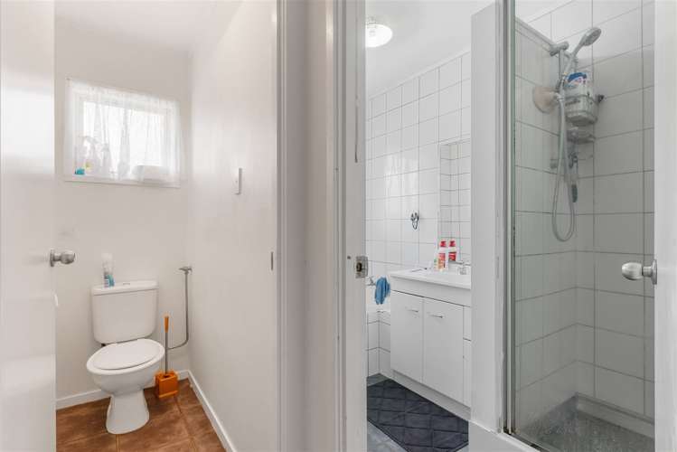 2/4 Roys Road Manurewa_9