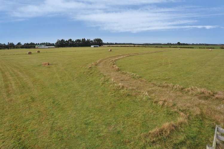 2555 Oxford Road Oxford_7