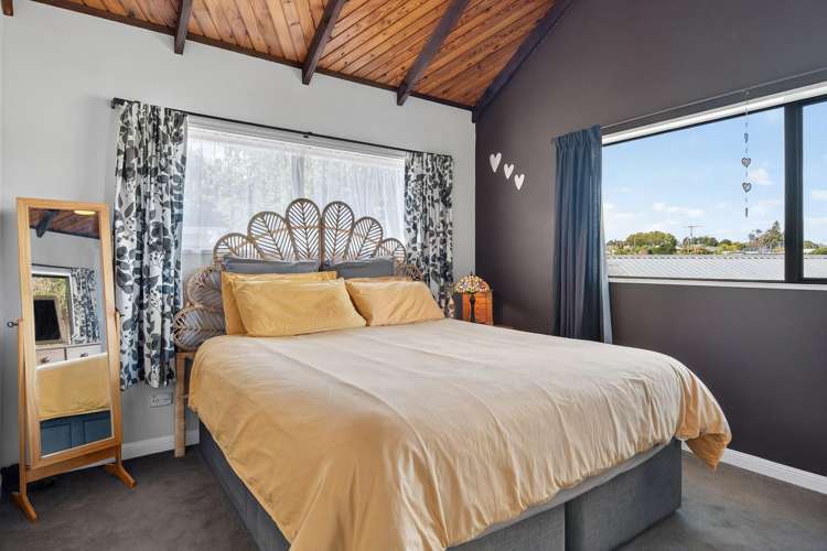 44 Heron Avenue East Matua_10