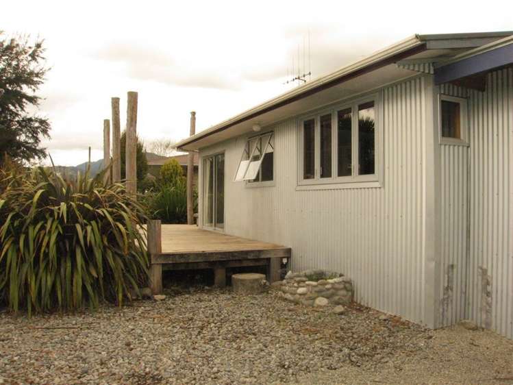 68 Waller Street Murchison_17