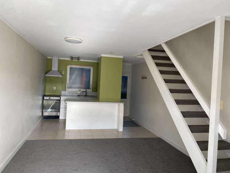 23/46 Hiropi Street Newtown_2