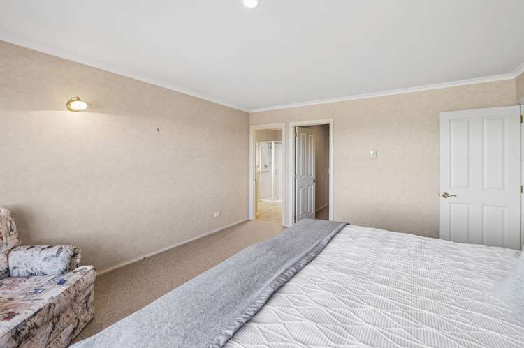 22 Cobbe Place Pomare_14