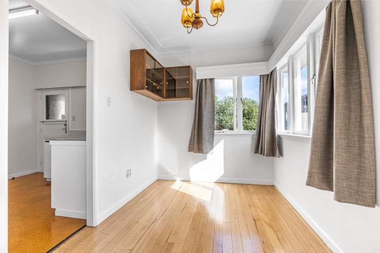 261 Main Highway 1660_2