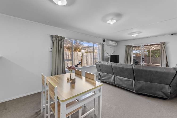 1/3 Dorendia Place Clendon Park_6
