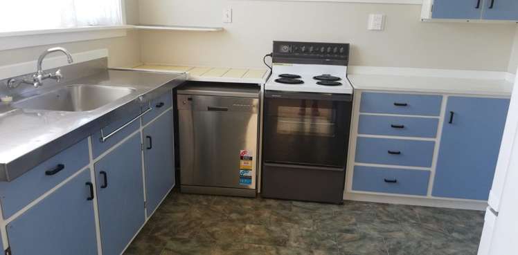 3 Kathleen Crescent Hornby_4