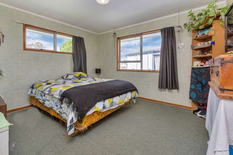 4 Paramount Parade Tikipunga_7