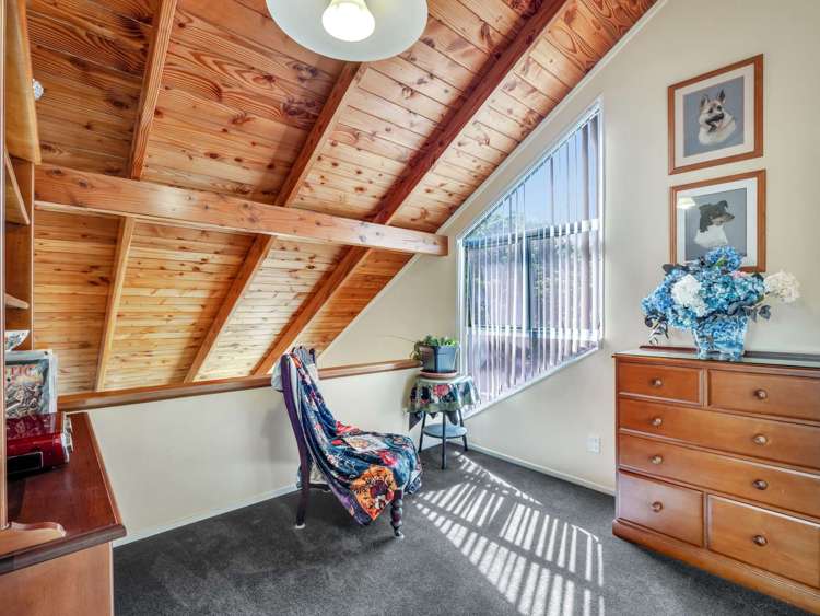 11 North Way Titirangi_17