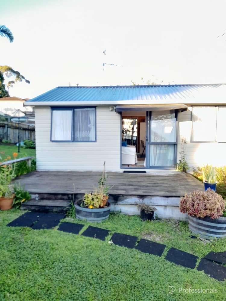 26A Cranberry Place Bucklands Beach_1
