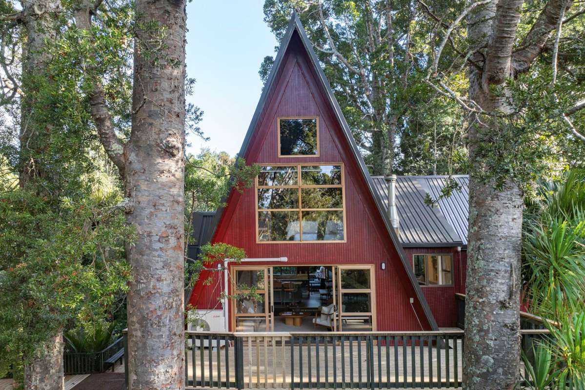 336 Huia Road_0