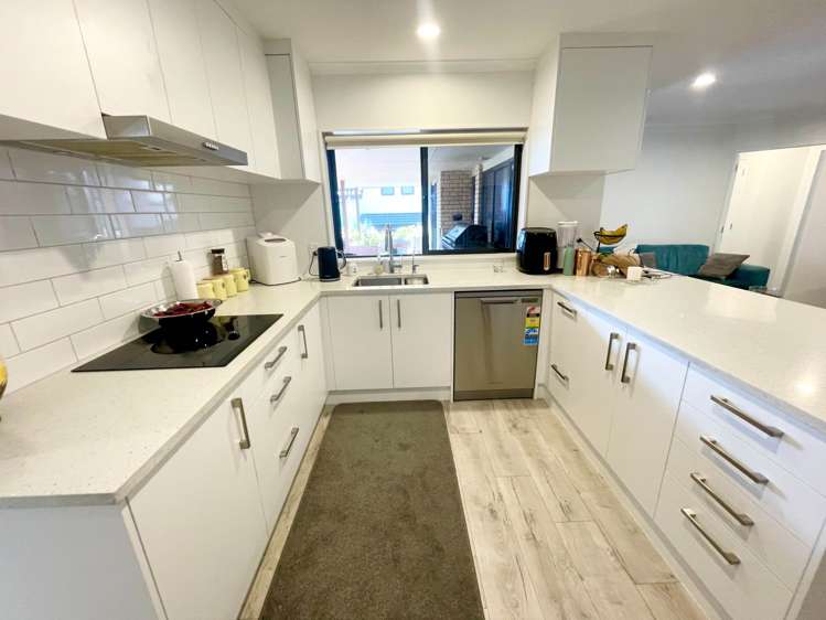 2/30 Kimber Hall Avenue Mt Roskill_4