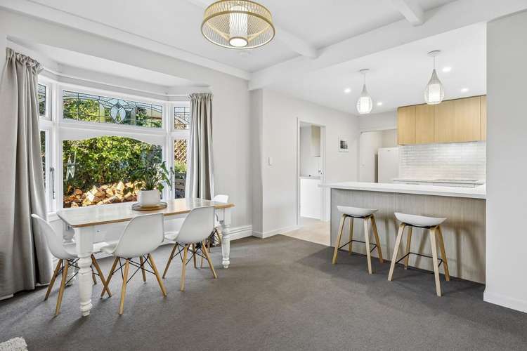 11 Hazel Avenue Caversham_13