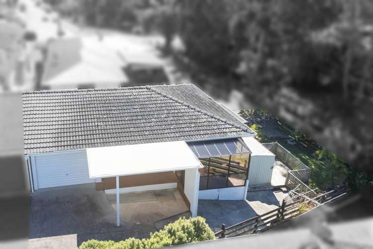 2/4 Landseer Place Blockhouse Bay_13