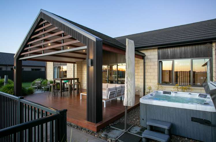 18 Baxter Michael Crescent Cambridge_22