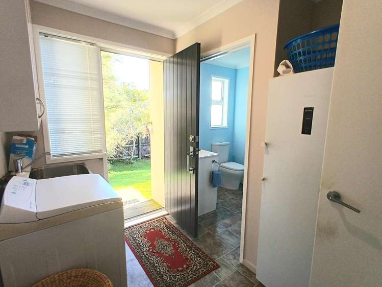7 Hawes Street Waimangaroa_10