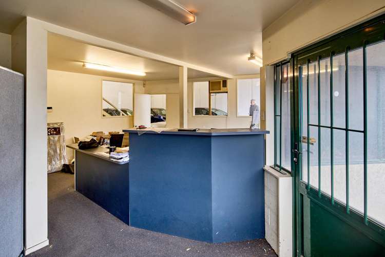 22 Railway Avenue Alicetown_19