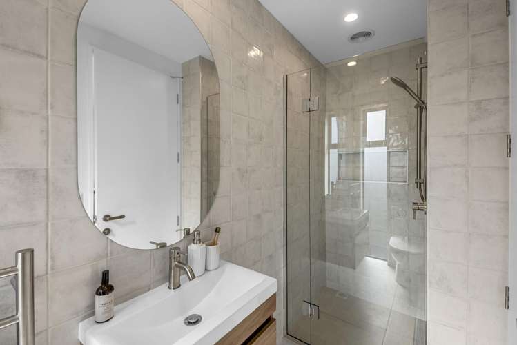 7/15 Donald Place Saint Albans_11