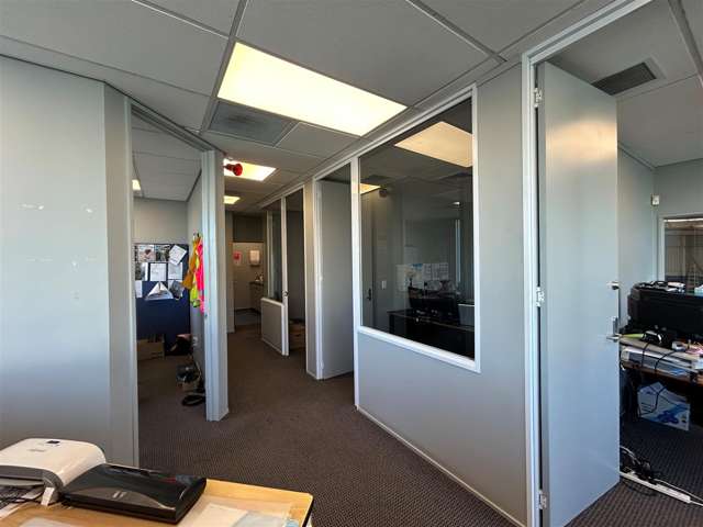 12A Vestey Drive Mount Wellington_4