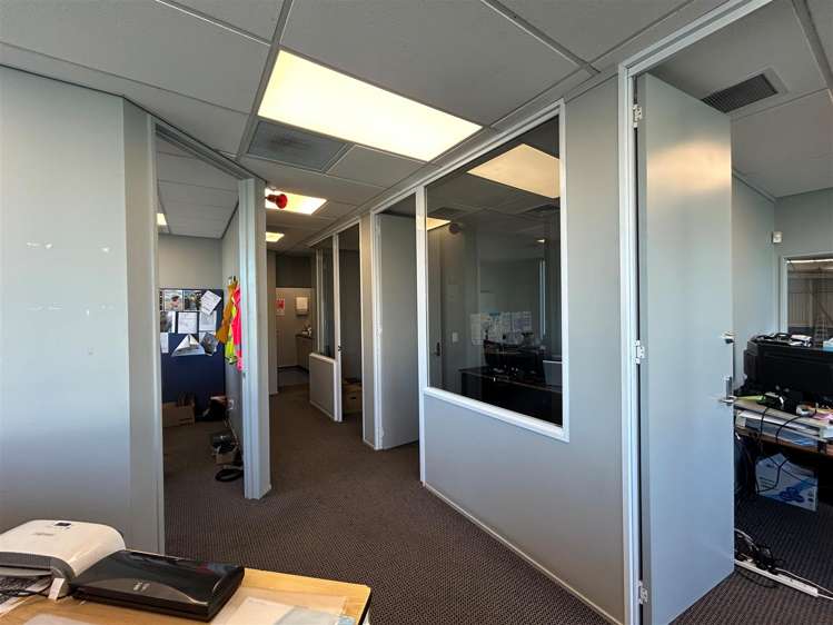 12A Vestey Drive Mount Wellington_4