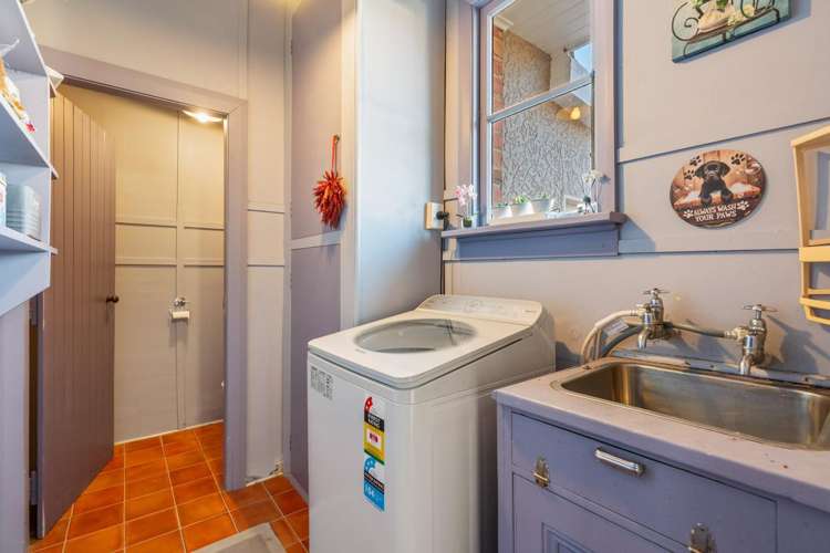 39 Holyhead Street Outram_14