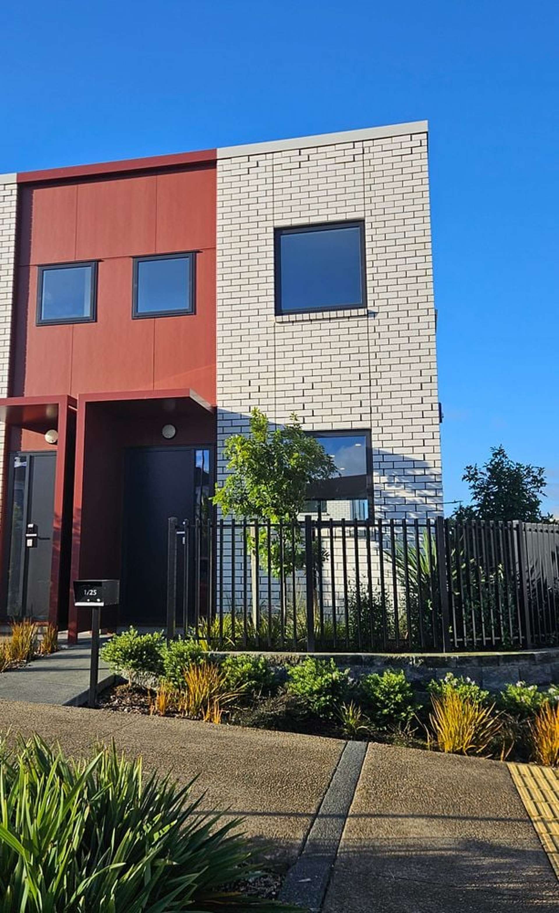 1/25 Freeland Avenue Mount Roskill_0