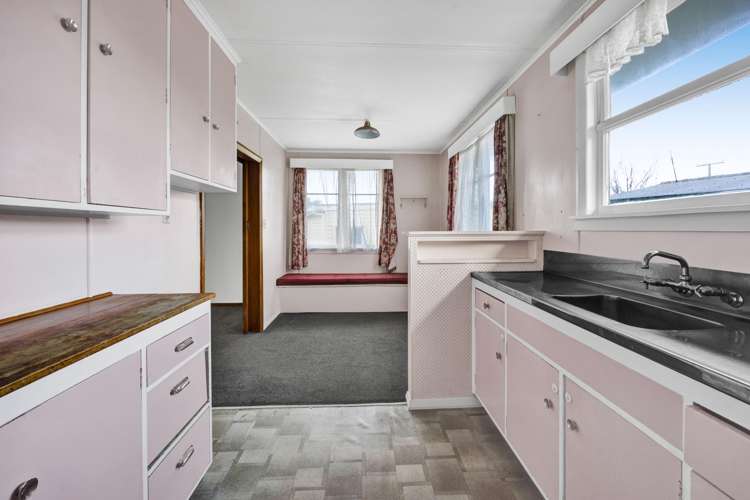 32 Victoria Street Patea_3